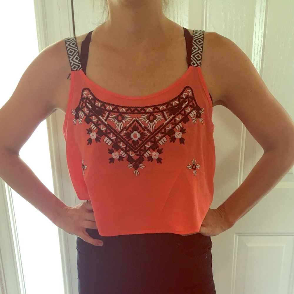 Target boho crop tank size L